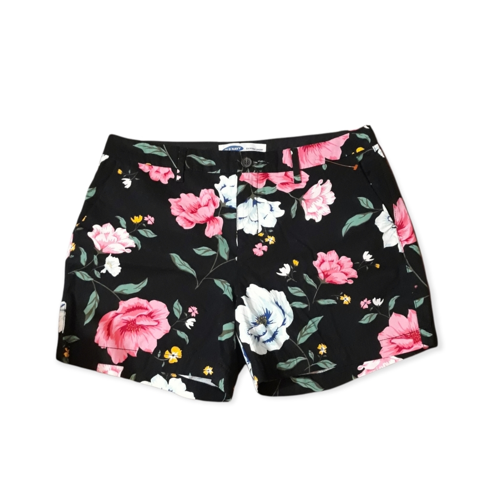 Old Navy Everyday Floral Short. Size 8